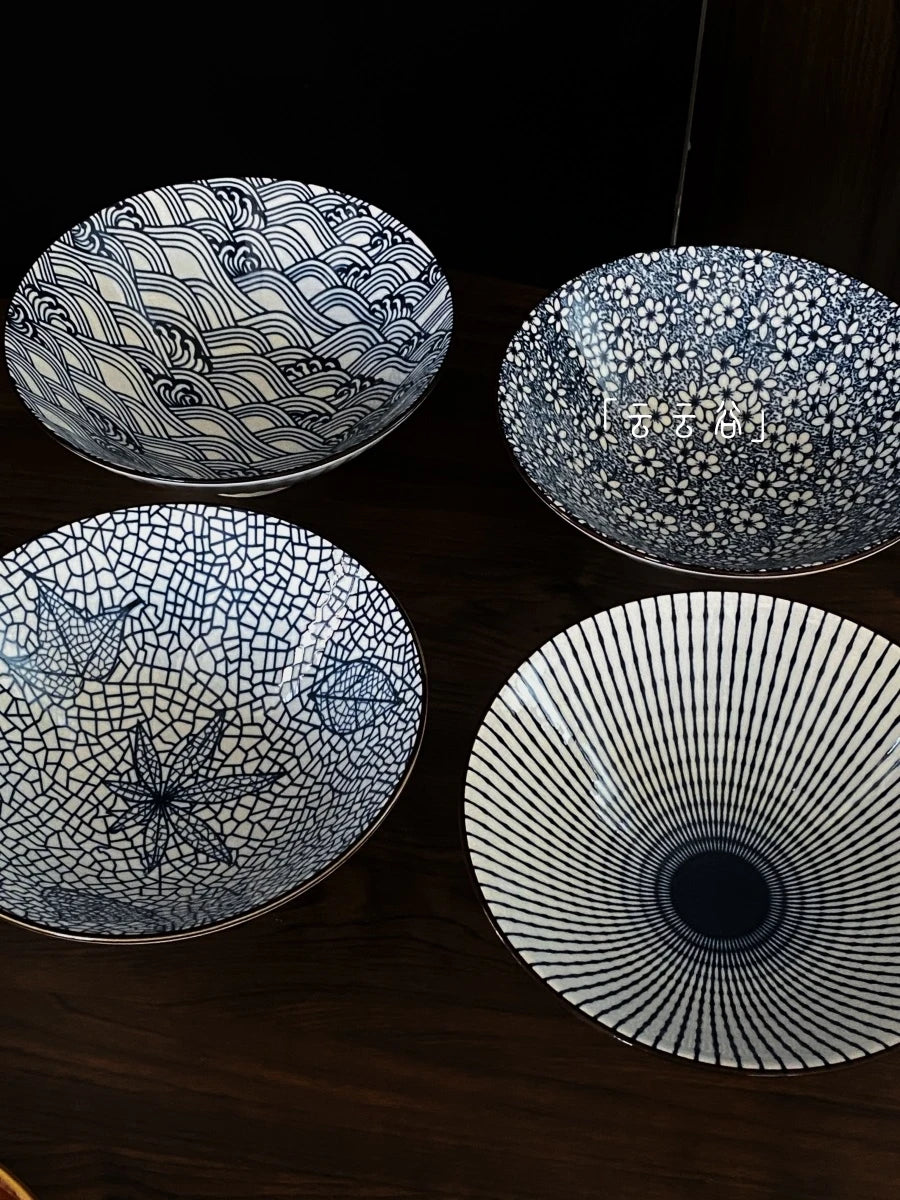 Hand-Painted Japanese Style Soup Bowl with Lid