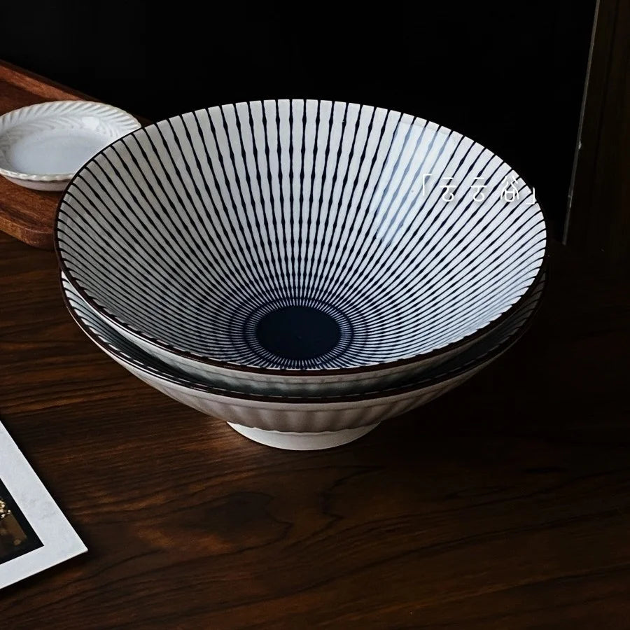 Hand-Painted Japanese Style Soup Bowl with Lid