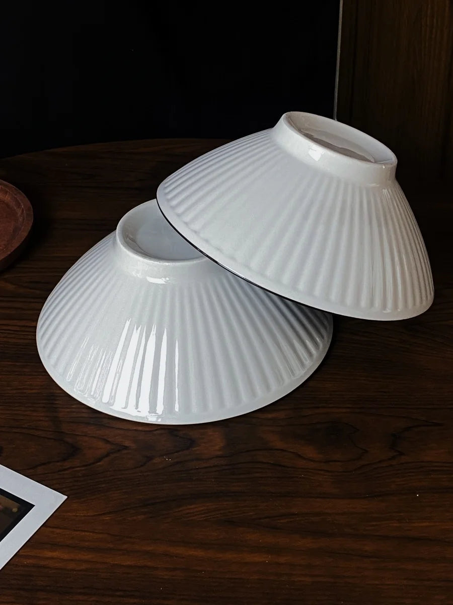 Hand-Painted Japanese Style Soup Bowl with Lid